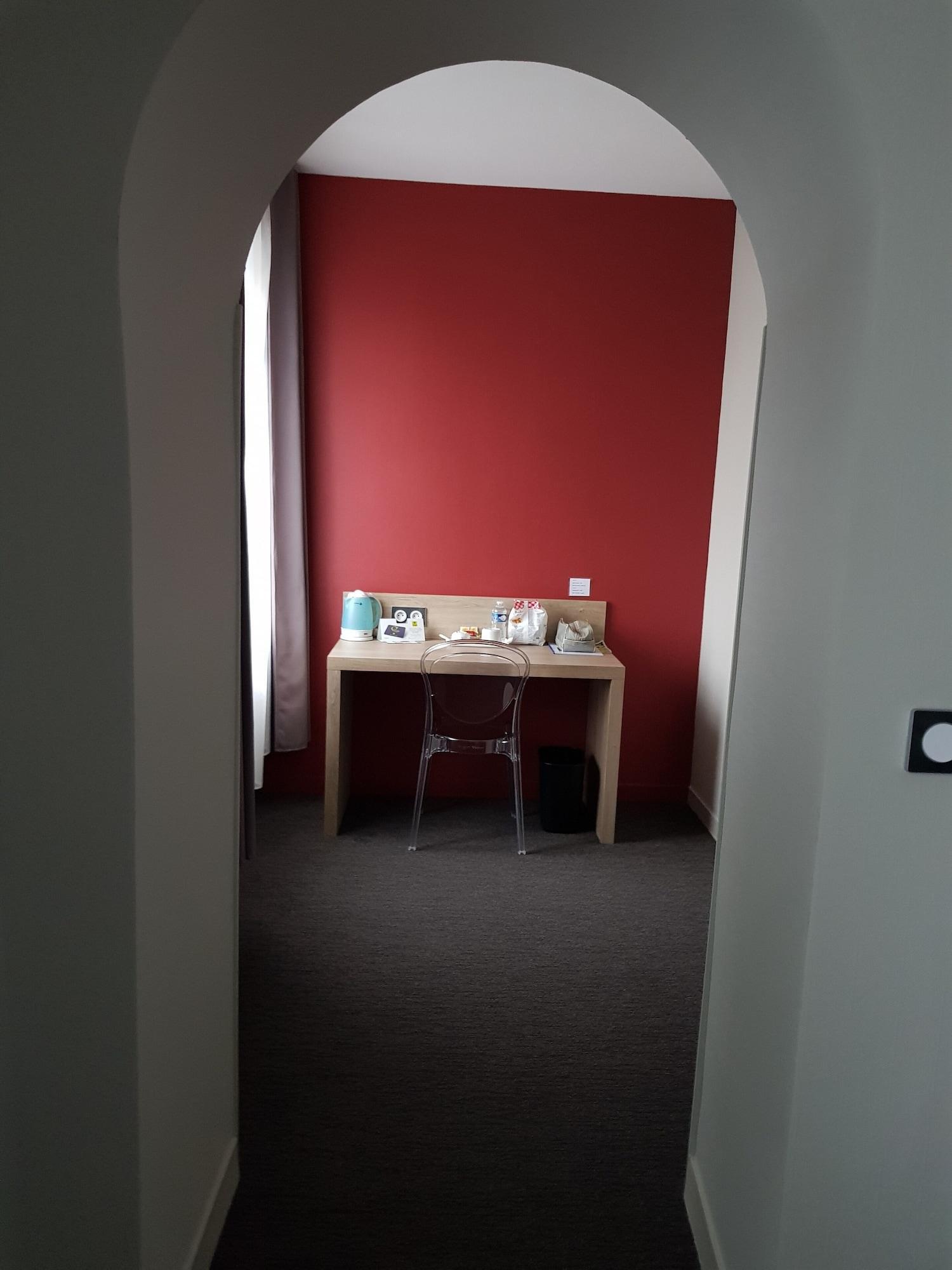 Logis Hotel A La Bonne Auberge Laval  Eksteriør billede
